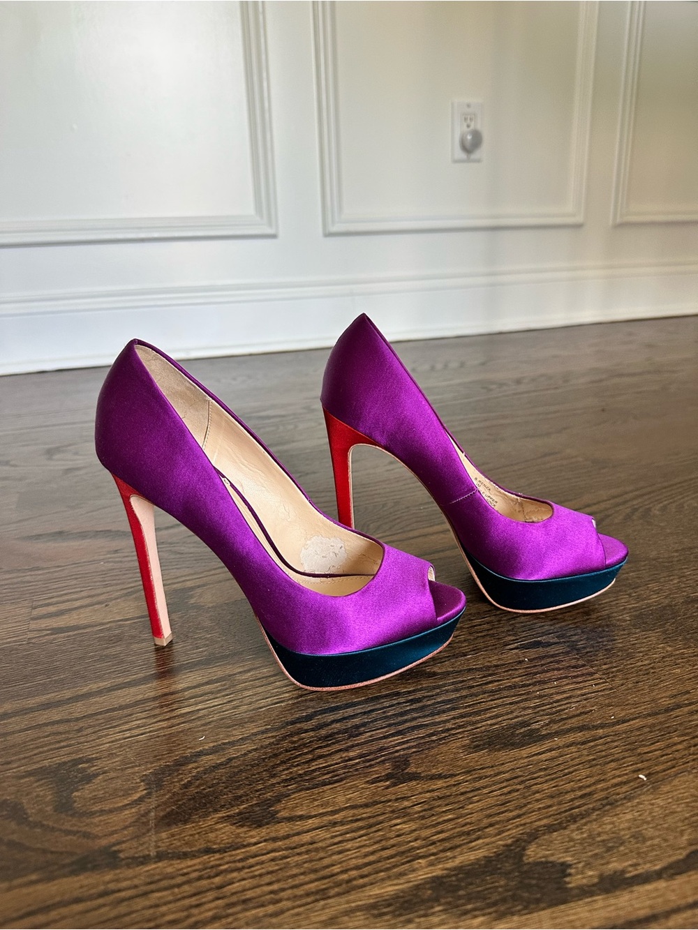 Brian Atwood B-Renza Purple Satin Platform Pumps Size 6.5